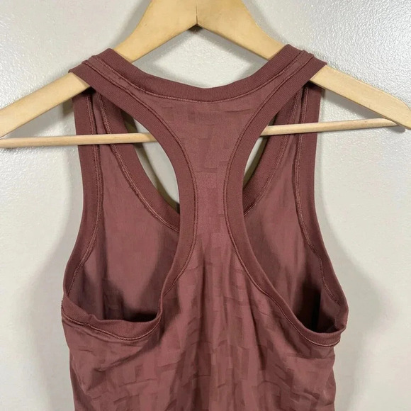 Athleta Momentum Logo Tank Top Size Small Hearth Rose Athletic Running Workout - Picture 7 of 10